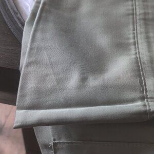 Full Flat Sheet 84" x 96" in a 400 count cotton sateen, luxurious feel